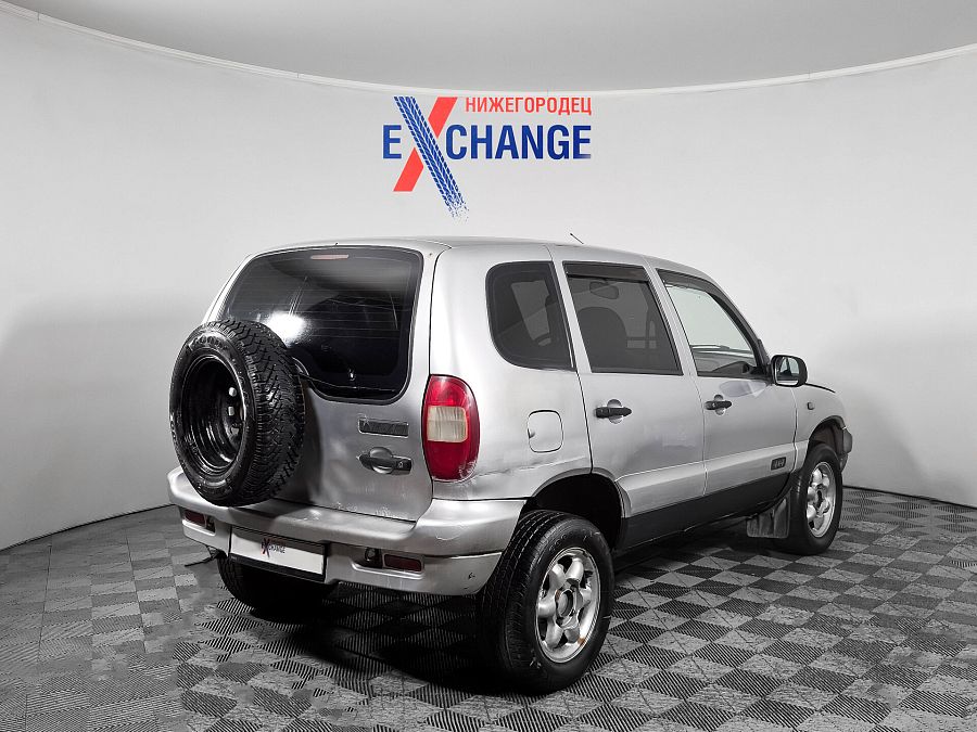 Chevrolet Niva 1.7 MT (80 л.с.) 4WD, 2005 Chevrolet Niva 1.7 MT (80 л.с.) 4WD, 2005