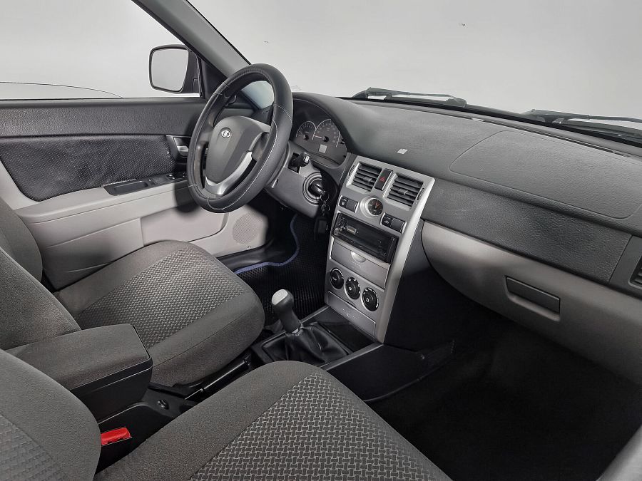 Lada (Ваз) Priora 1.6 MT (98 л.с.), 2013