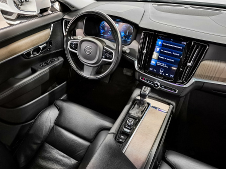 Volvo V90 Cross Country 2.0 AT (249 л.с.) 4WD, 2021 — купить в Нижнем Новгороде