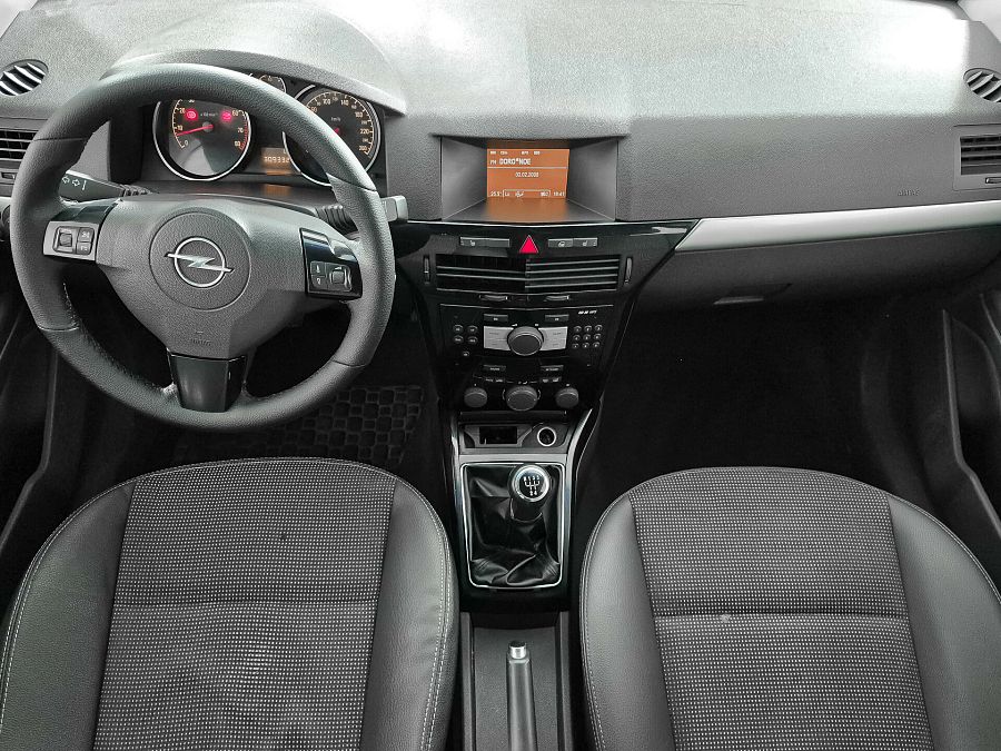 Opel Astra 1.8 MT (140 л.с.), 2007 Opel Astra 1.8 MT (140 л.с.), 2007