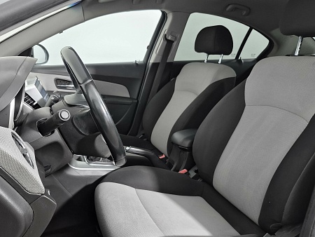 Chevrolet Cruze 1.6 MT (109 л.с.), 2011