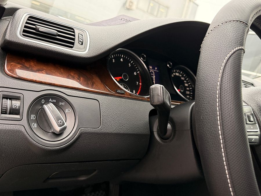 Volkswagen Passat 1.8 AMT (152 л.с.), 2012