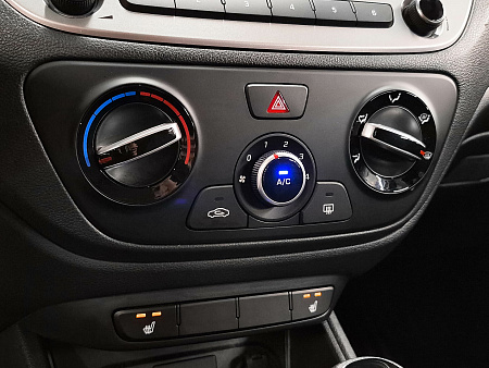 Hyundai Solaris 1.6 AT (123 л.с.), 2020 Hyundai Solaris 1.6 AT (123 л.с.), 2020 — купить в Нижнем Новгороде