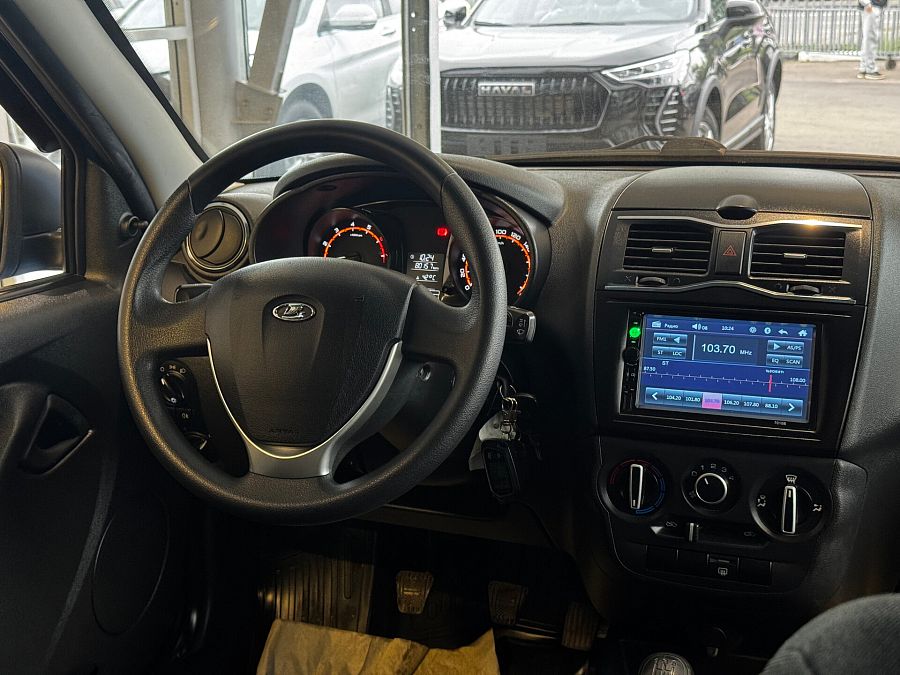 Lada (Ваз) Granta 1.6 MT (90 л.с.), 2021