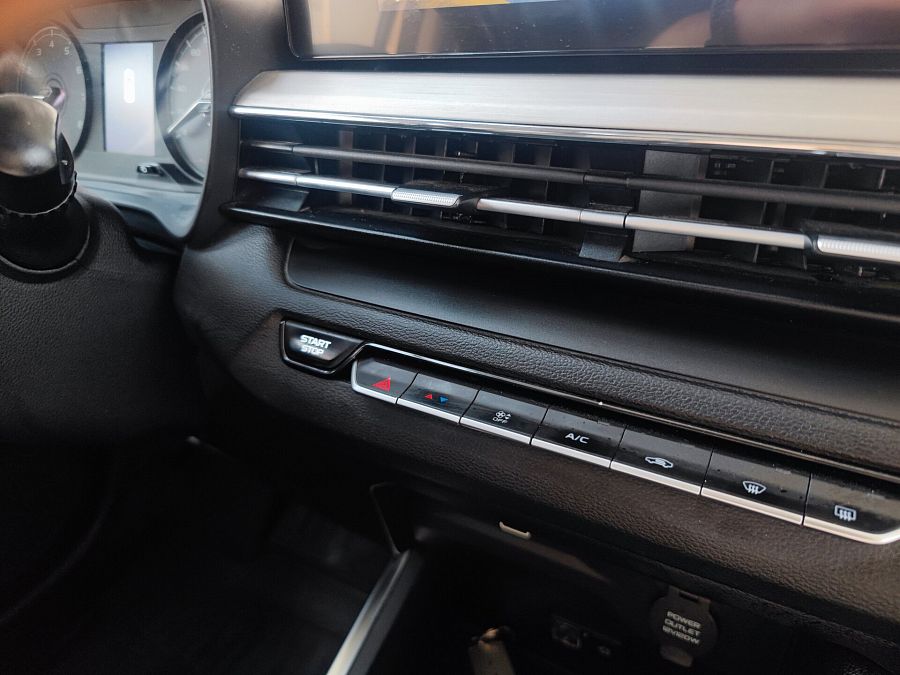 Livan X3 Pro 1.5 CVT (103 л.с.), 2023