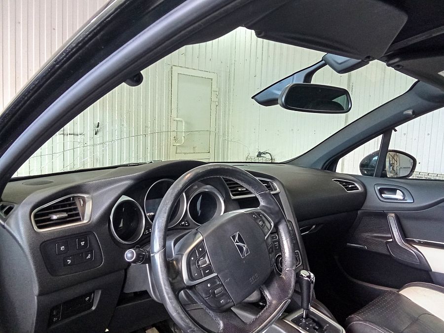Citroen DS4 1.6 AT (150 л.с.), 2012