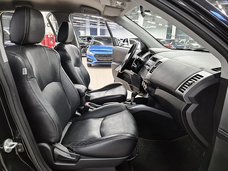 Mitsubishi Outlander 2.0 CVT (147 л.с.) 4WD, 2010 Mitsubishi Outlander 2.0 CVT (147 л.с.) 4WD, 2010 — купить в Нижнем Новгороде