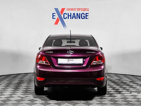 Hyundai Solaris 1.6 MT (123 л.с.), 2012