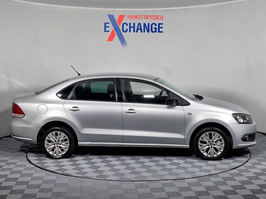 Volkswagen Polo 1.6 MT (85 л.с.), 2014