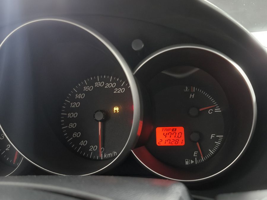 Mazda 3 1.6 MT (105 л.с.), 2005