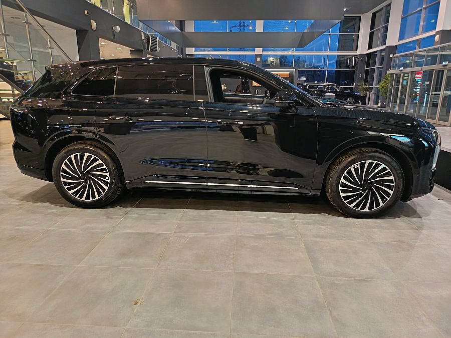 Exeed Exlantix ET 1.5hyb AT (469 л.с.) 4WD, 2026