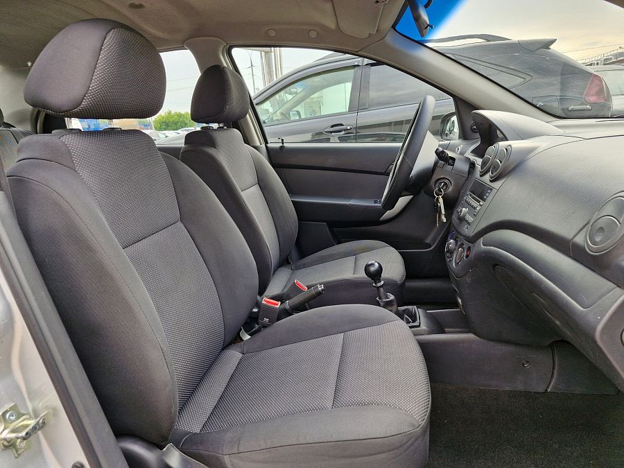 Chevrolet Aveo 1.4 MT (101 л.с.), 2010