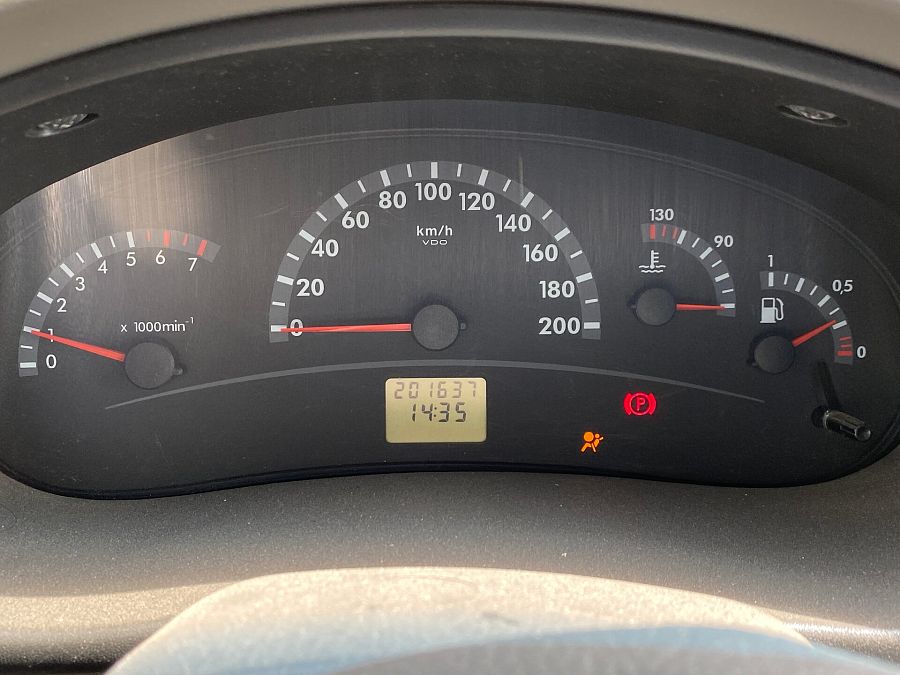 Lada (Ваз) Kalina 1.6 MT (98 л.с.), 2011 Lada (Ваз) Kalina 1.6 MT (98 л.с.), 2011
