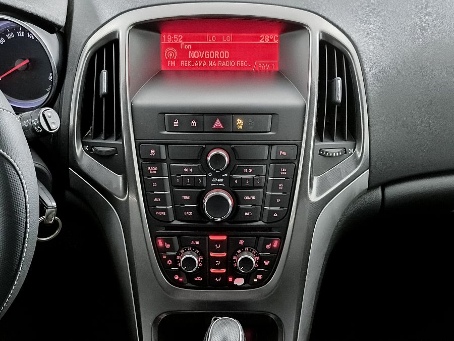 Opel Astra 1.6 AT (115 л.с.), 2011 Opel Astra 1.6 AT (115 л.с.), 2011