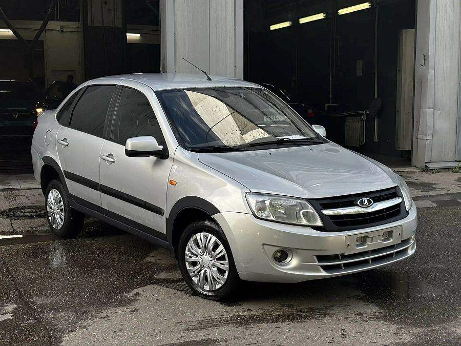 Lada (Ваз) Granta 1.6 MT (106 л.с.), 2013 Lada (Ваз) Granta 1.6 MT (106 л.с.), 2013