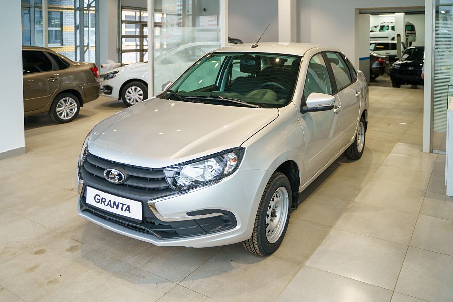 Lada (Ваз) Granta 1.6 MT (90 л.с.), 2025 Lada (Ваз) Granta 1.6 MT (90 л.с.), 2025