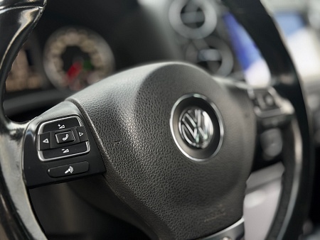 Volkswagen Tiguan 2.0d AT (140 л.с.) 4WD, 2010 Volkswagen Tiguan 2.0d AT (140 л.с.) 4WD, 2010
