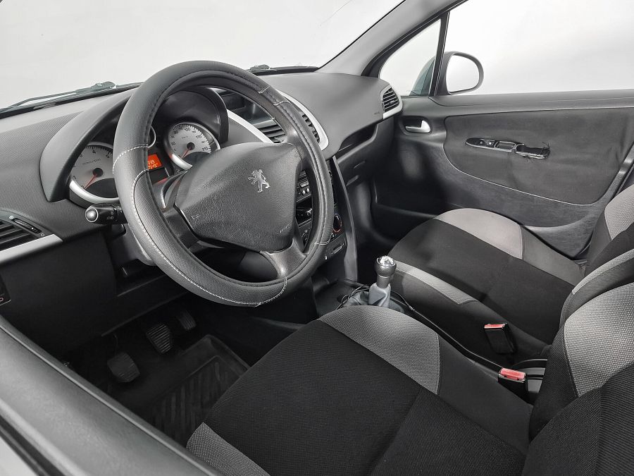 Peugeot 207 1.4 MT (90 л.с.), 2008