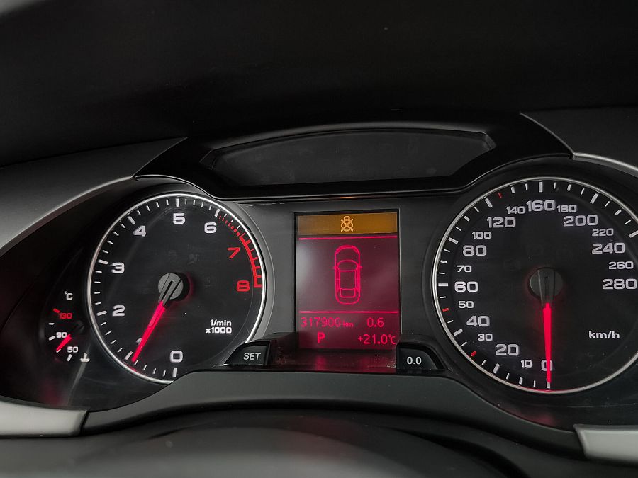 Audi A4 1.8 CVT (160 л.с.), 2011 Audi A4 1.8 CVT (160 л.с.), 2011