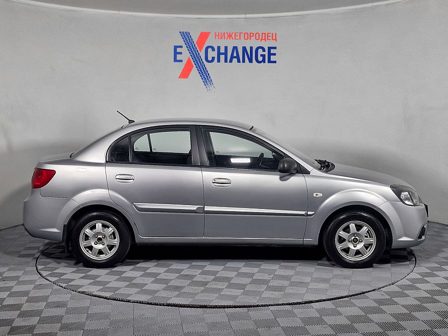Kia Rio 1.4 AT (95 л.с.), 2011