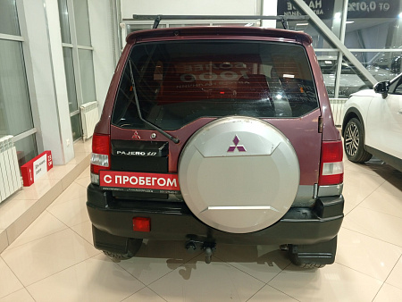 Mitsubishi Pajero iO 1.6 AT (102 л.с.) 4WD, 1999 — купить в Нижнем Новгороде