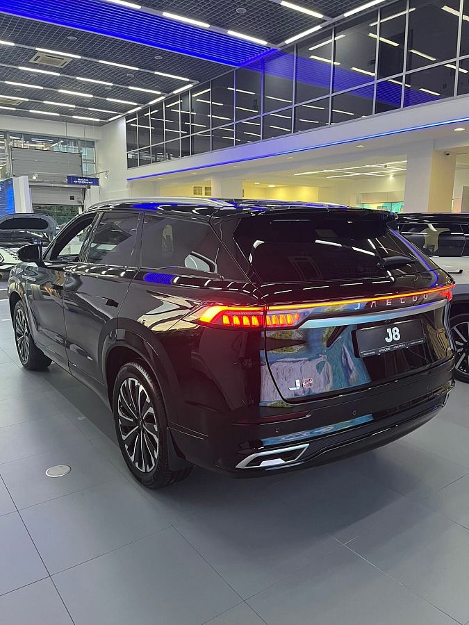 Jaecoo J8 2.0 AMT (249 л.с.) 4WD, 2025