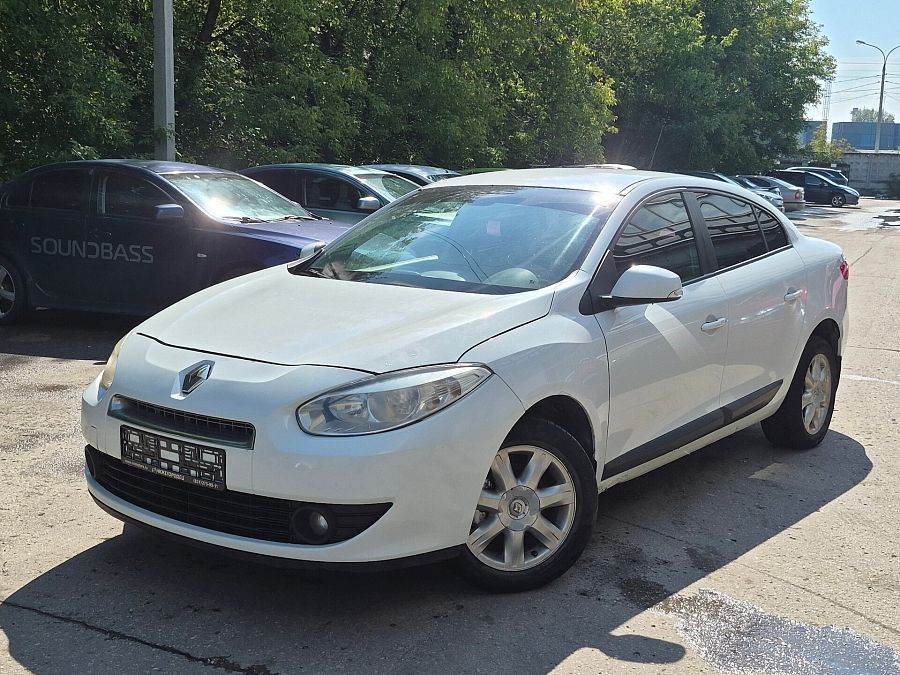 Renault Fluence 1.6 AT (106 л.с.), 2012 Renault Fluence 1.6 AT (106 л.с.), 2012