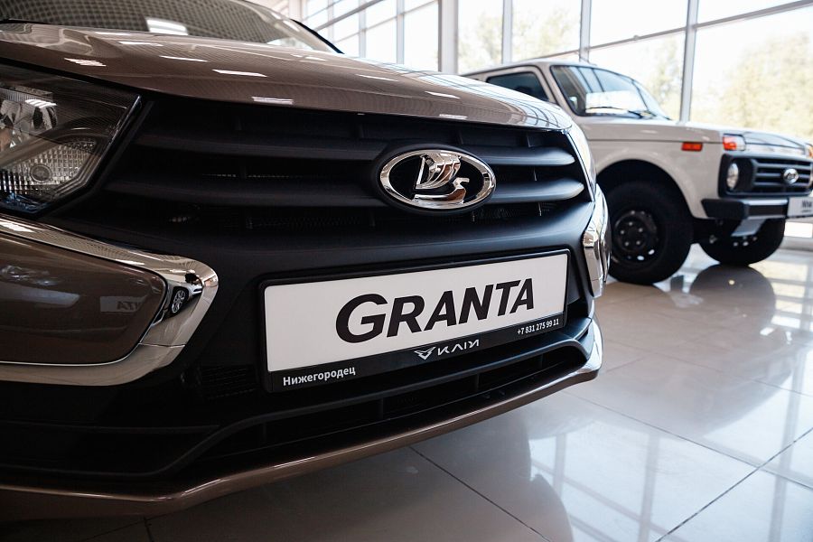 Lada (Ваз) Granta 1.6 MT (90 л.с.), 2026