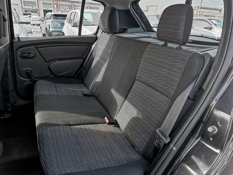 Renault Sandero 1.6 MT (84 л.с.), 2011 Renault Sandero 1.6 MT (84 л.с.), 2011