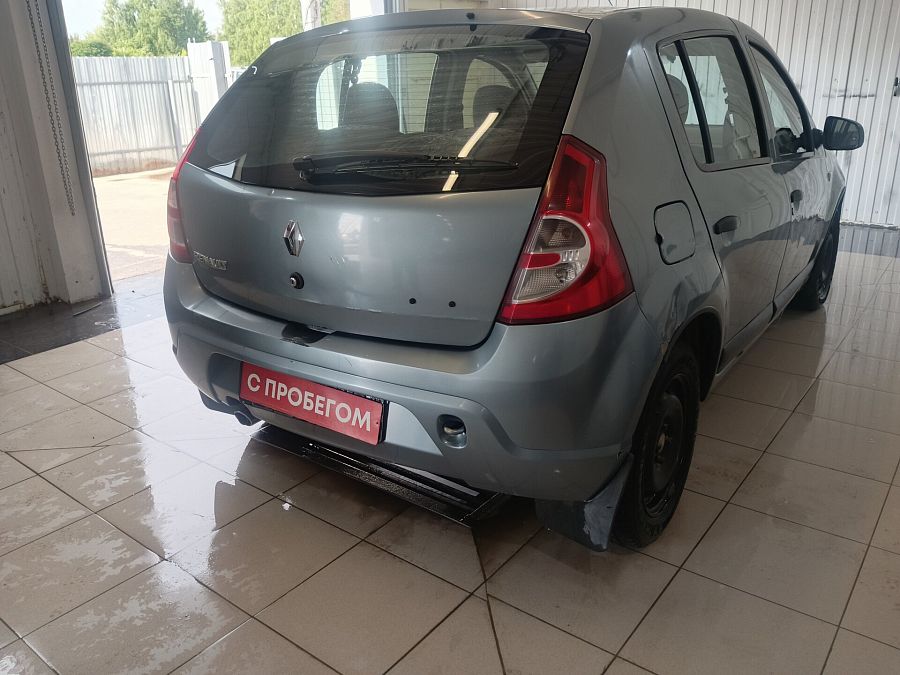 Renault Sandero 1.6 MT (103 л.с.), 2011 Renault Sandero 1.6 MT (103 л.с.), 2011