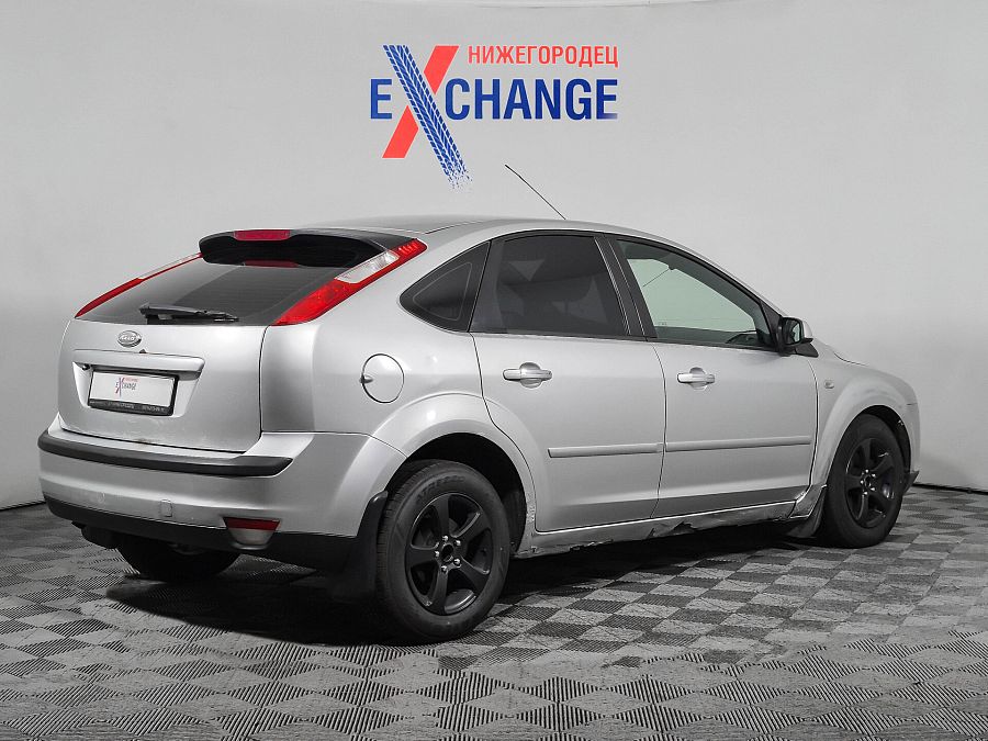 Ford Focus 1.6 MT (100 л.с.), 2007