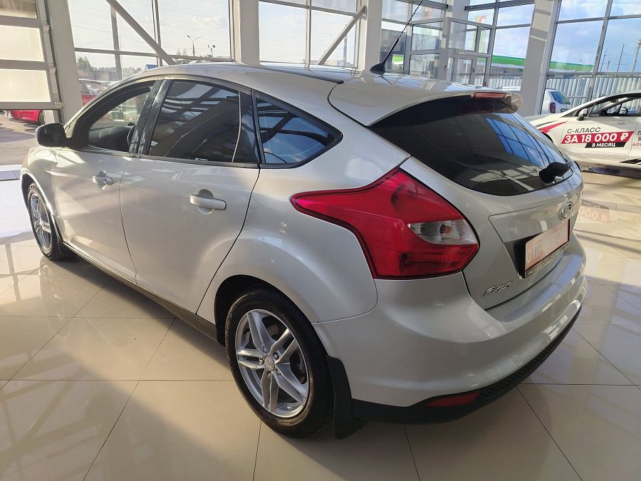 Ford Focus 1.6 MT (105 л.с.), 2012 Ford Focus 1.6 MT (105 л.с.), 2012