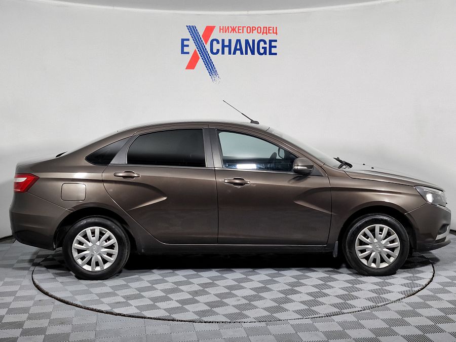Lada (Ваз) Vesta 1.6 MT (106 л.с.), 2017