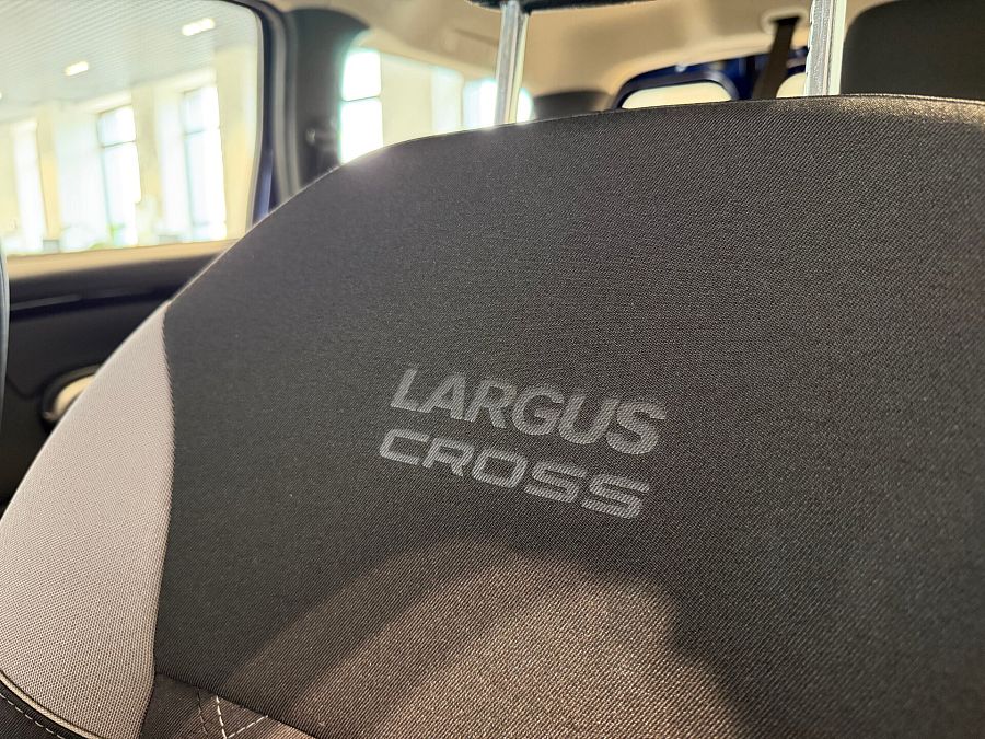 Lada (Ваз) Largus Cross 1.6 MT (106 л.с.), 2026