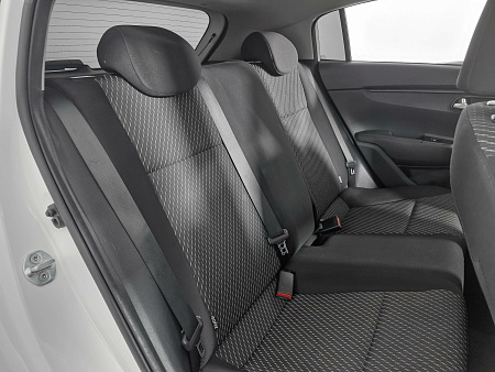 Kia Rio X-Line 1.4 AT (100 л.с.), 2018 — купить в Нижнем Новгороде