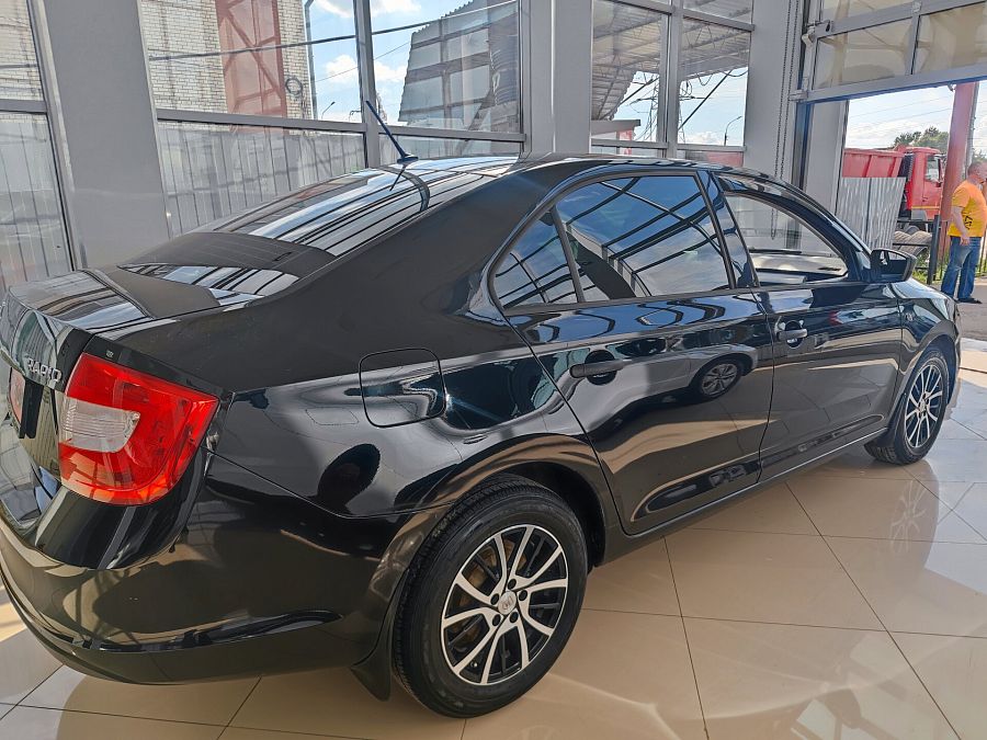 Skoda Rapid 1.6 MT (90 л.с.), 2015 Skoda Rapid 1.6 MT (90 л.с.), 2015