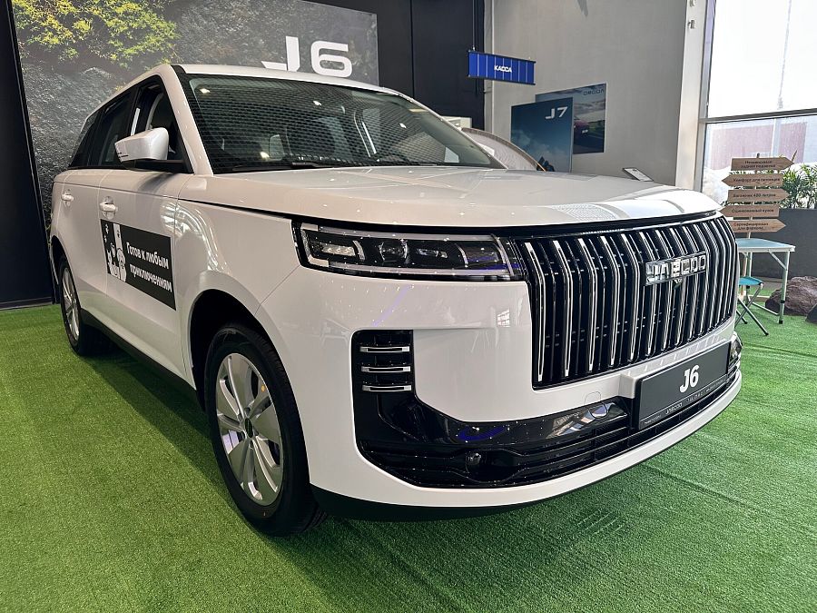 Jaecoo J6 1.5 AMT (147 л.с.), 2026