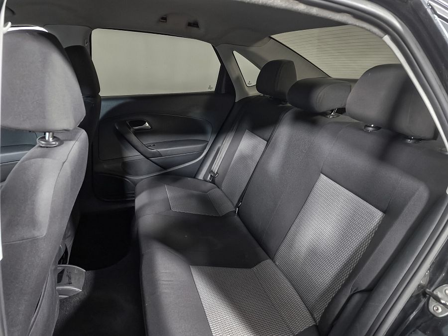 Volkswagen Polo 1.6 MT (105 л.с.), 2014