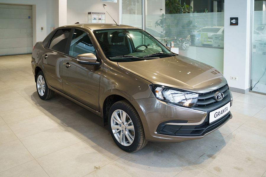 Lada (Ваз) Granta 1.6 MT (90 л.с.), 2026 Lada (Ваз) Granta 1.6 MT (90 л.с.), 2026