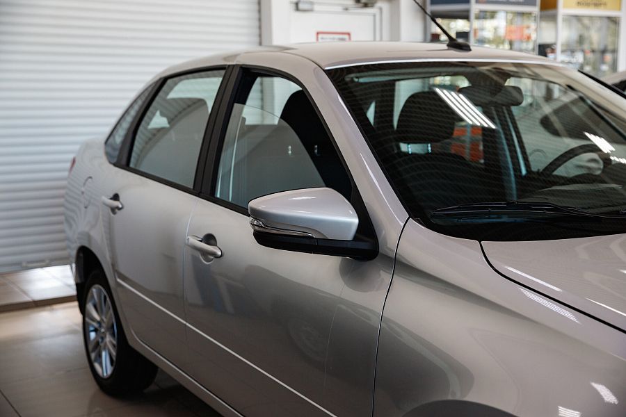 Lada (Ваз) Granta 1.6 MT (90 л.с.), 2026 Lada (Ваз) Granta 1.6 MT (90 л.с.), 2026