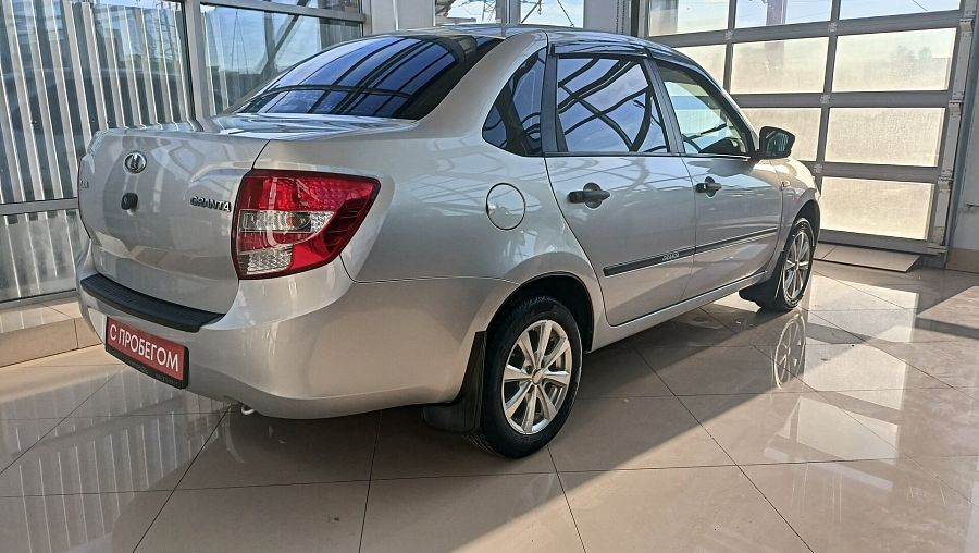 Lada (Ваз) Granta 1.6 MT (87 л.с.), 2018
