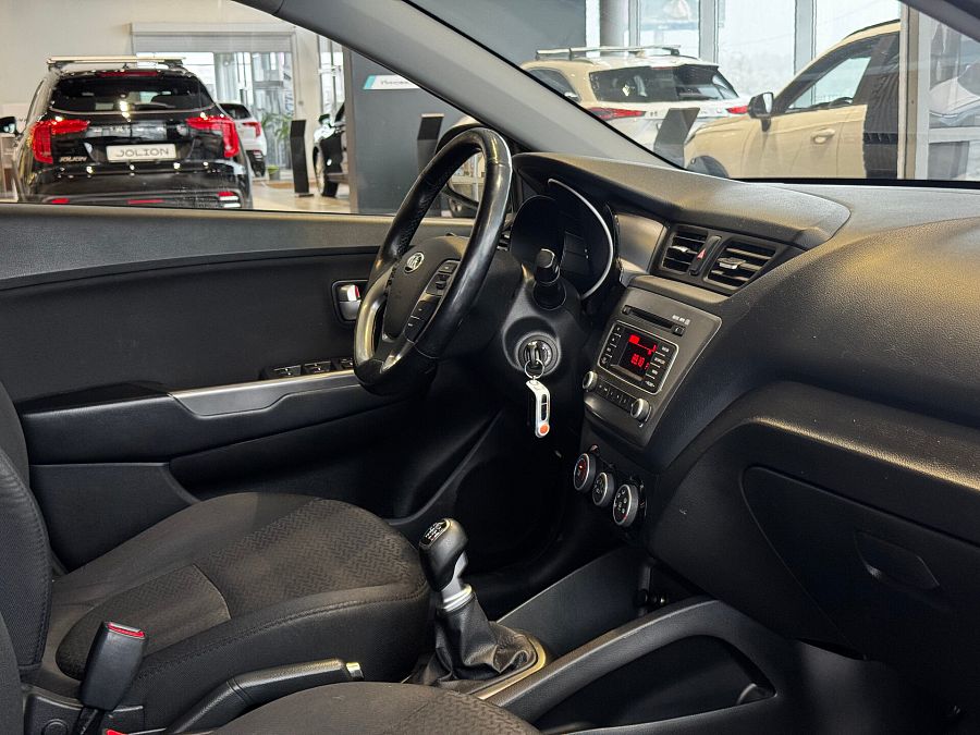 Kia Rio 1.6 MT (123 л.с.), 2016