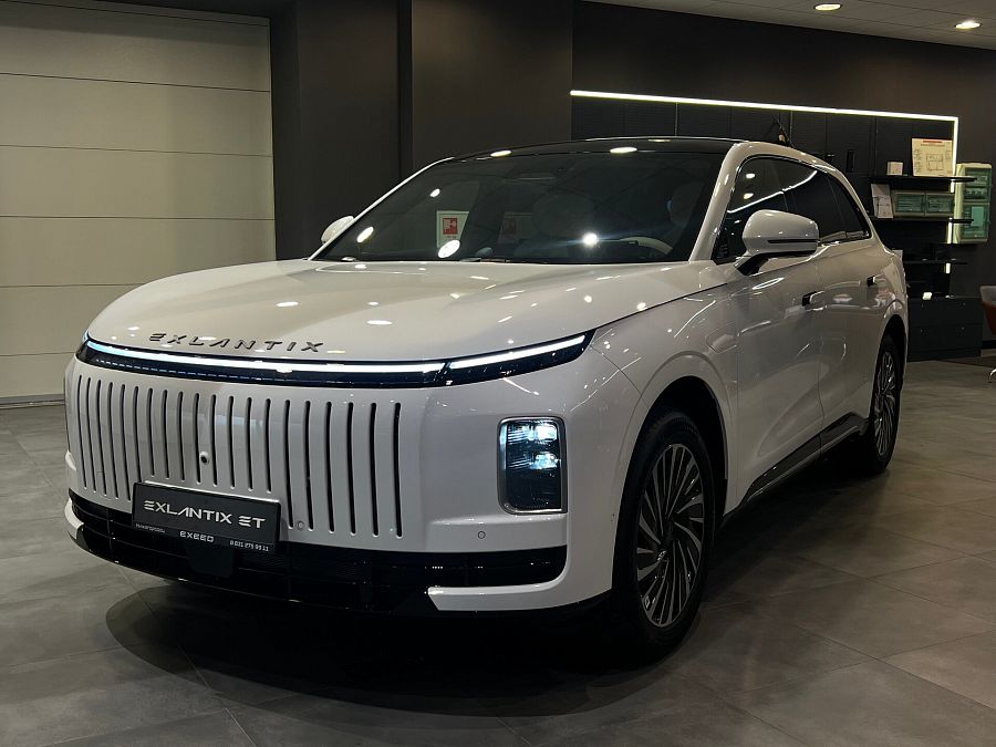 Exeed Exlantix ET 1.5hyb AT (469 л.с.) 4WD, 2025