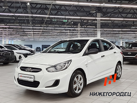 Hyundai Solaris 1.6 AT (123 л.с.), 2014 Hyundai Solaris 1.6 AT (123 л.с.), 2014 — купить в Нижнем Новгороде