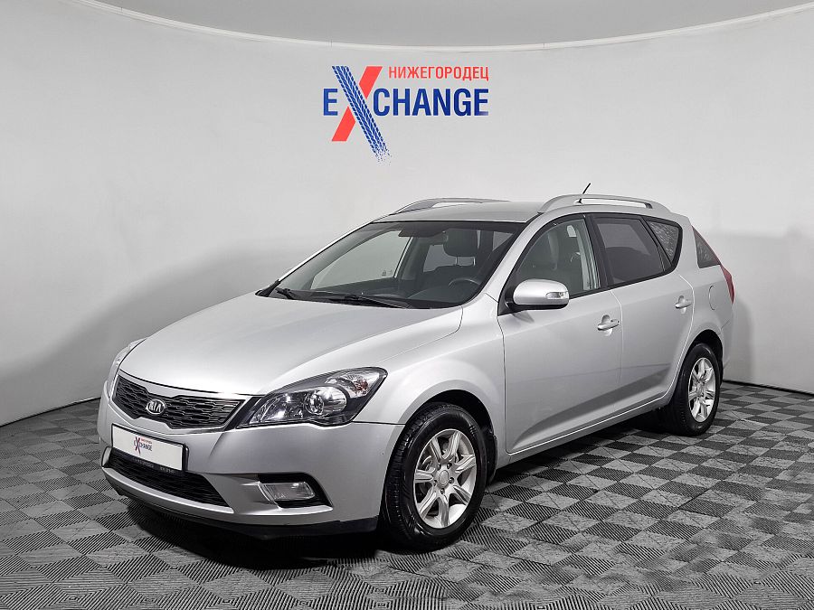 Kia Ceed 1.6 MT (122 л.с.), 2010 Kia Ceed 1.6 MT (122 л.с.), 2010