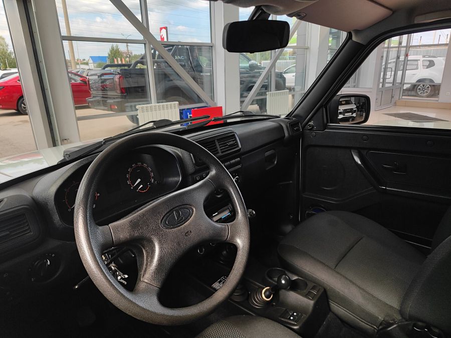 Lada (Ваз) Niva Legend 1.7 MT (83 л.с.) 4WD, 2023 Lada (Ваз) Niva Legend 1.7 MT (83 л.с.) 4WD, 2023
