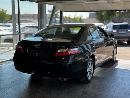 Toyota Camry 2.4 AT (167 л.с.), 2011
