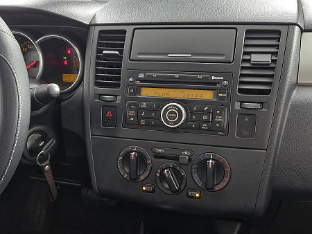 Nissan Tiida 1.6 AT (110 л.с.), 2010 — купить в Нижнем Новгороде