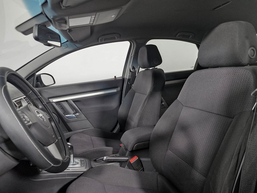 Opel Vectra 1.8 AMT (140 л.с.), 2007 Opel Vectra 1.8 AMT (140 л.с.), 2007