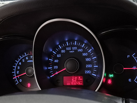 Kia Rio 1.4 MT (107 л.с.), 2013 Kia Rio 1.4 MT (107 л.с.), 2013 — купить в Нижнем Новгороде
